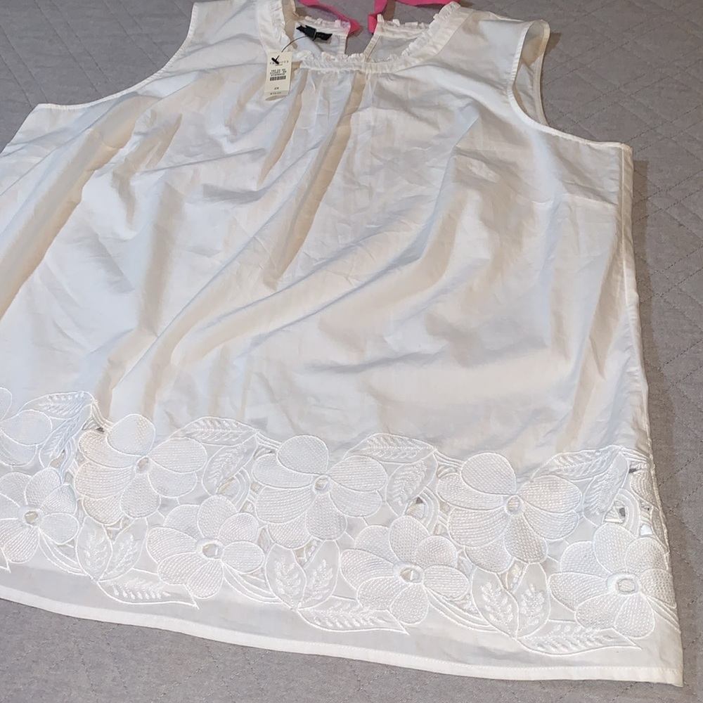 NWT Talbots Woman Sleeveless Blouse, White with Pink Tie Back Closure, Size 2X - Picture 16 of 16
